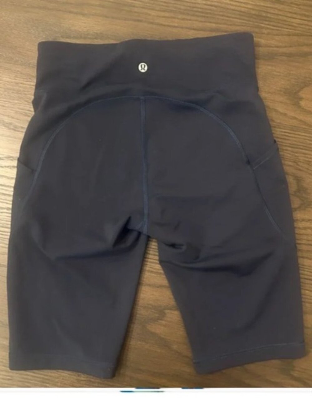 Women's Lululemon Invigorate High-Rise Short 10" True Navy - SZ 6 TALL